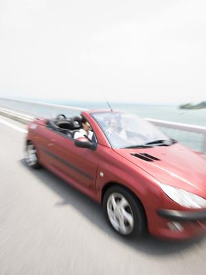 人気カーカバーの特徴を紹介します